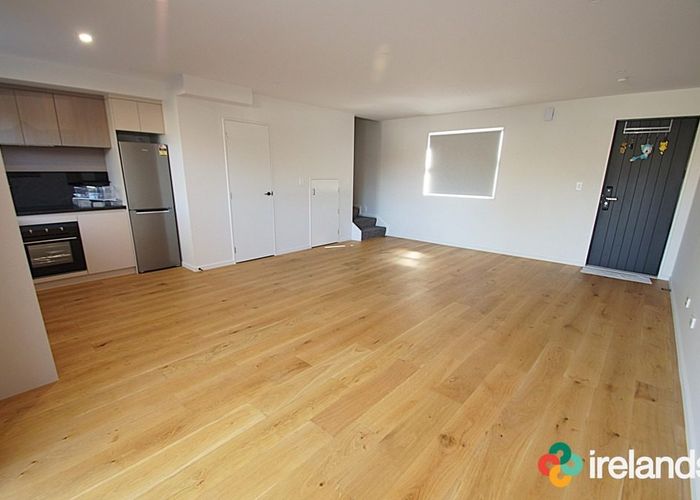  at 2/32 Cross Street, Phillipstown, Christchurch City, Canterbury