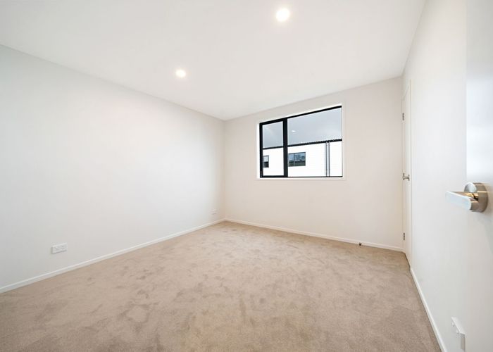 at 15 Clay Works Lane, New Lynn, Waitakere City, Auckland