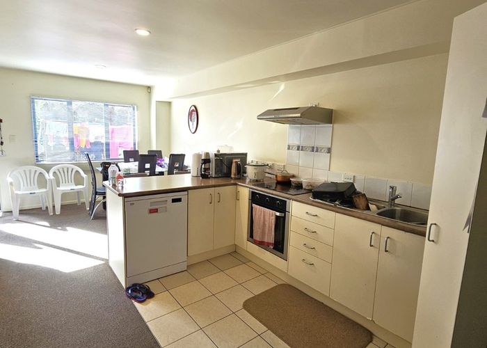  at 1/9 John Jennings Drive, Oteha, Auckland