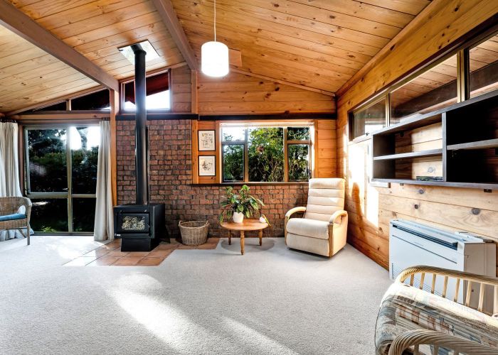  at 1274 Egmont Road, New Plymouth
