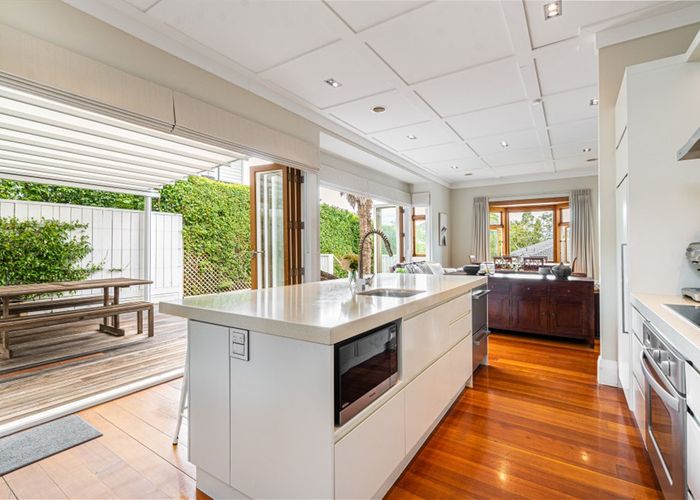  at 5 Landscape Road, Mount Eden, Auckland