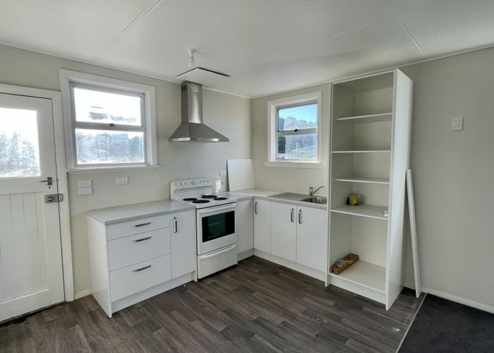  at 8A Karaka Street, Castlecliff, Whanganui, Manawatu / Whanganui