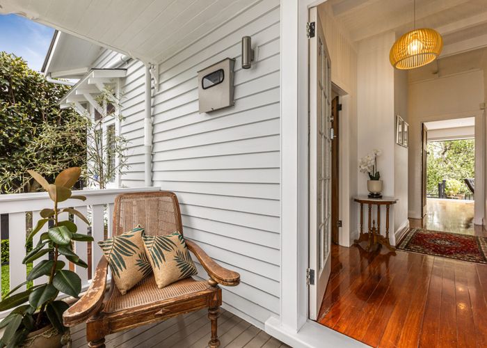  at 19 Western Springs Road, Morningside, Auckland