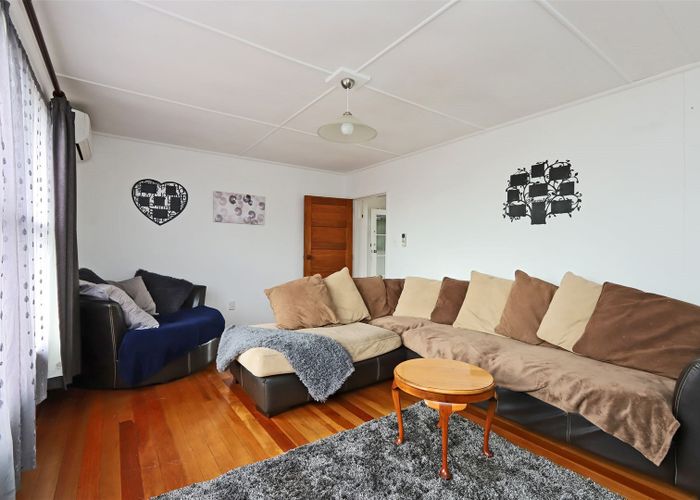  at 1011 Hood Street, Mayfair, Hastings
