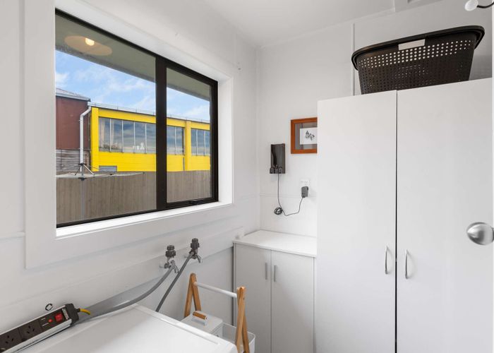  at 8 Hart Street, Woolston, Christchurch