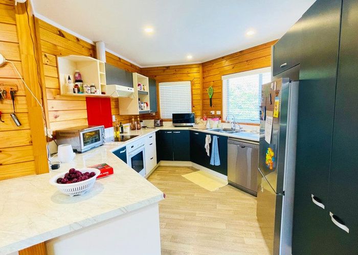  at 1/11 Emma Court, Northpark, Manukau City, Auckland