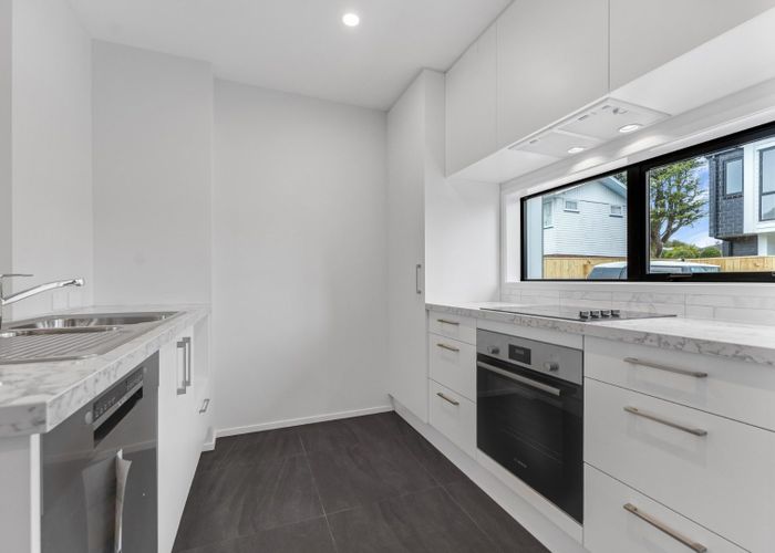  at 66D Royal View Road, Te Atatu South, Waitakere City, Auckland