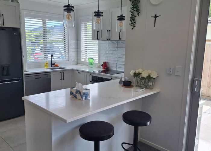  at 44a Pine Avenue, Upper Hutt, Upper Hutt, Wellington
