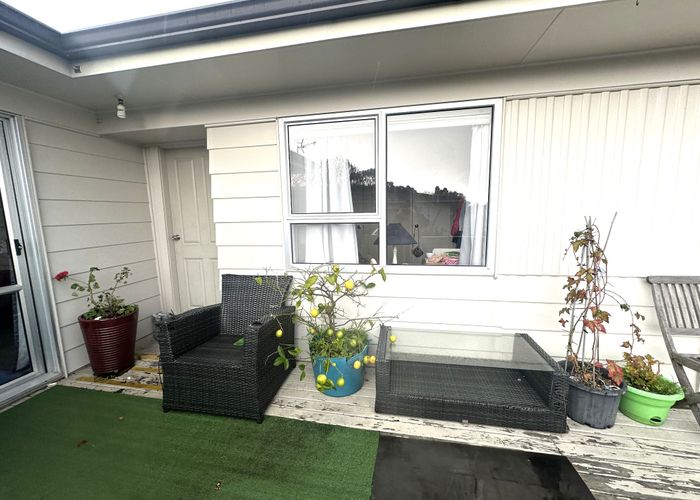  at 35 Marendalla Drive, Bucklands Beach, Manukau City, Auckland