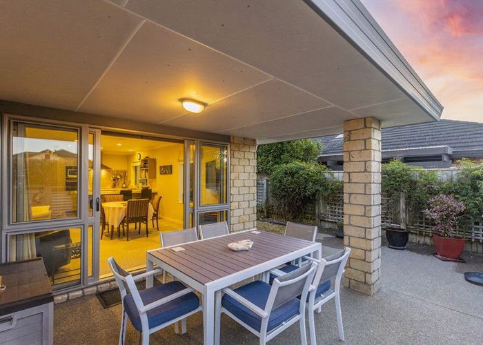  at 16 Consort Close, Paraparaumu Beach, Paraparaumu