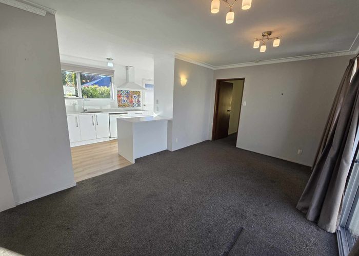  at 1/27B Craven Street, Sockburn, Christchurch City, Canterbury