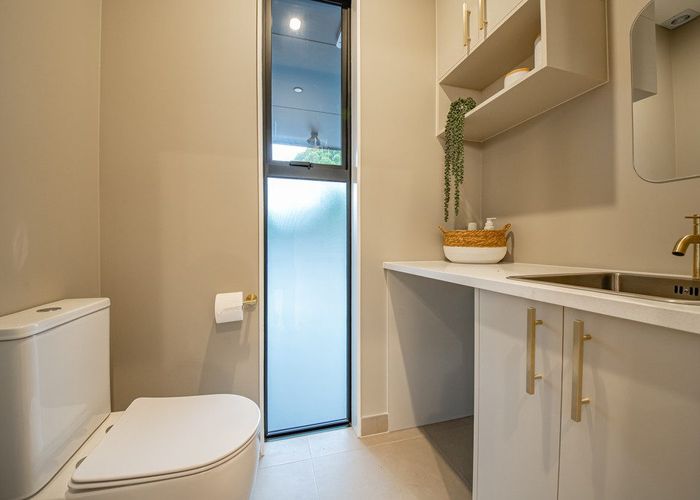  at 48 Range View Road, Mount Albert, Auckland City, Auckland