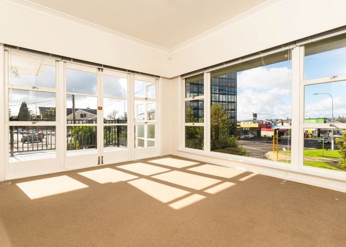  at 6 Swanson Road, Henderson, Waitakere City, Auckland