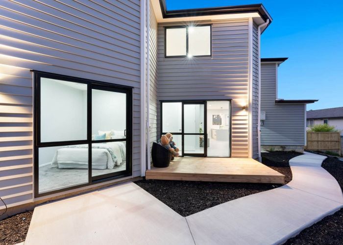  at 10 Bela Vista Boulevard, Swanson, Waitakere City, Auckland