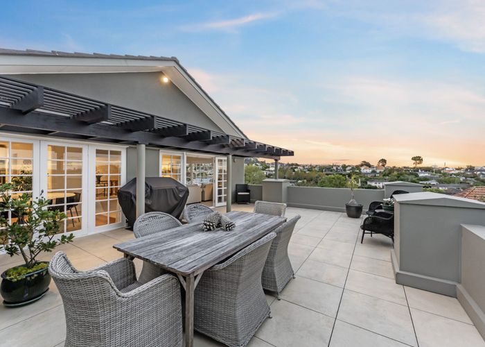  at 94 Orakei Road, Remuera, Auckland City, Auckland