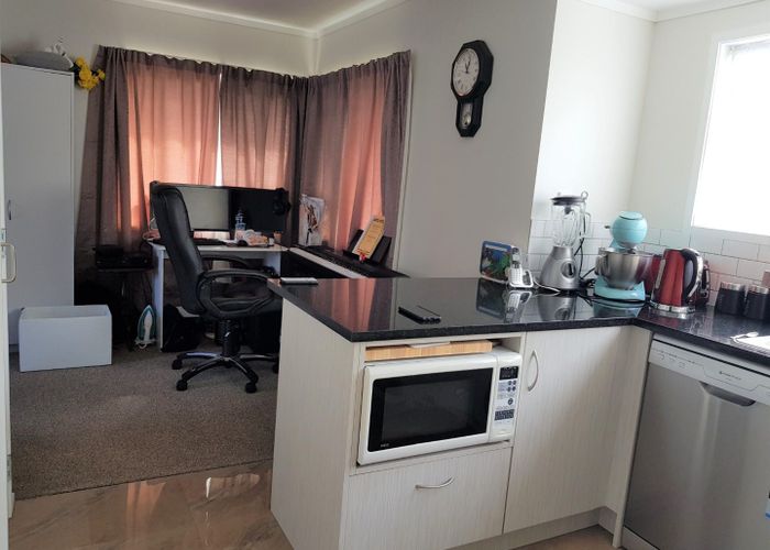  at 19a Weetman Drive, Browns Bay, North Shore City, Auckland