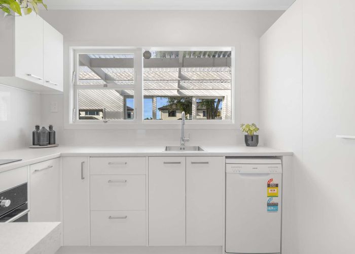  at 4/49 Russell Road, Manurewa, Manukau City, Auckland
