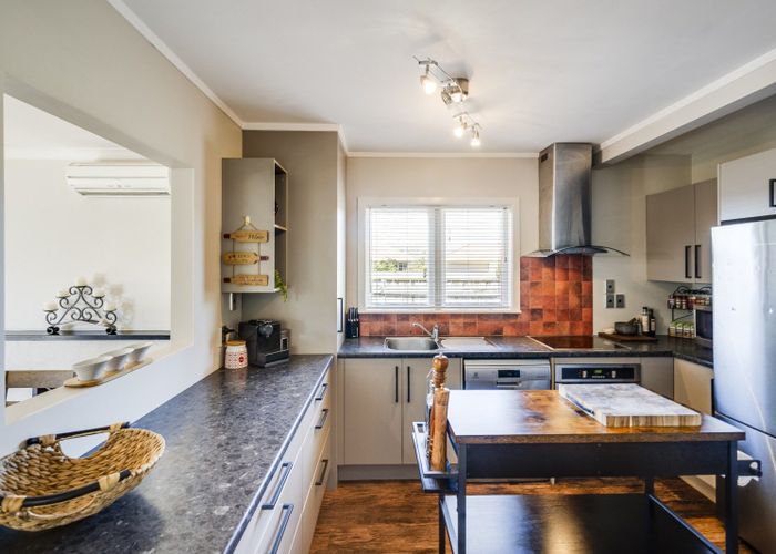  at 43 Neeve Road, Taradale, Napier
