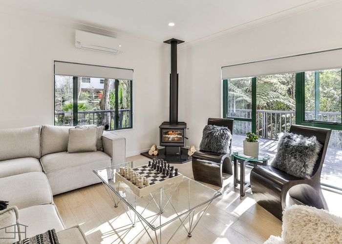  at 11B Woodfern Crescent, Titirangi, Auckland