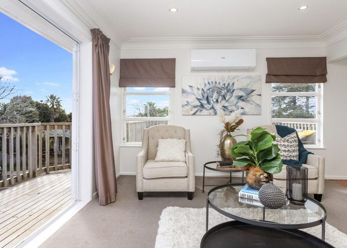  at 27 Willoughby Avenue, Howick, Auckland