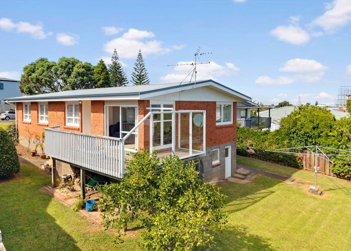  at 19 Carole Crescent, Pakuranga, Manukau City, Auckland