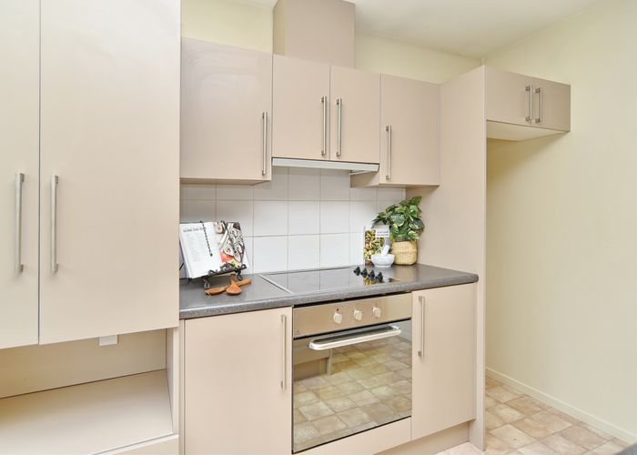  at 2/123 Sawyers Arms Road, Northcote, Christchurch