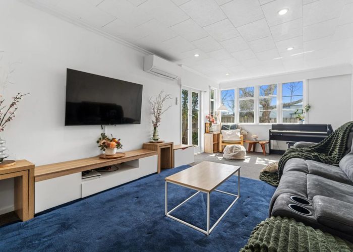  at 6 Kenney Crescent, Fairfield, Hamilton, Waikato