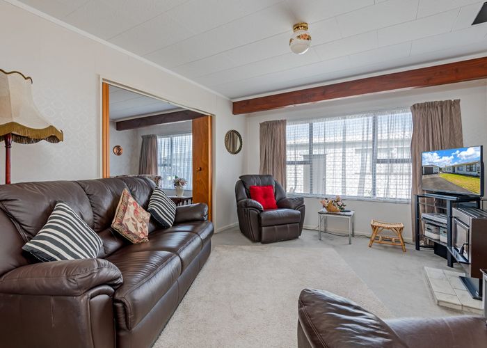  at 35 Edinburgh Terrace, Foxton Beach, Foxton