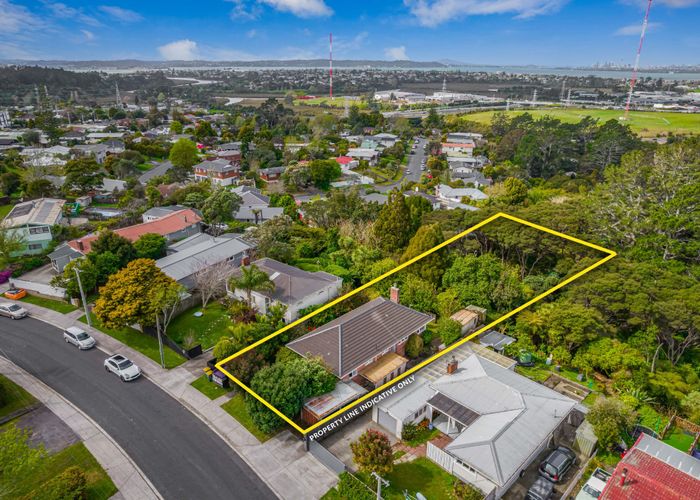  at 20 Chorley Avenue, Massey, Auckland