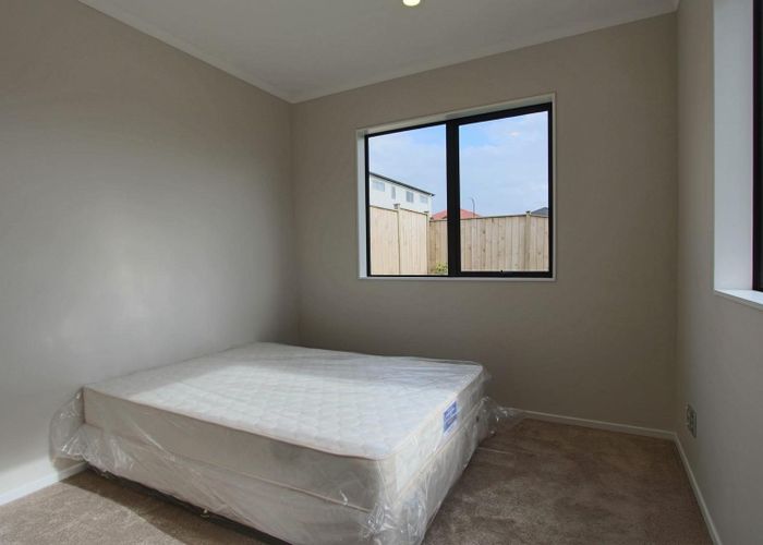  at 5 Peihinga Road, Flat Bush, Manukau City, Auckland