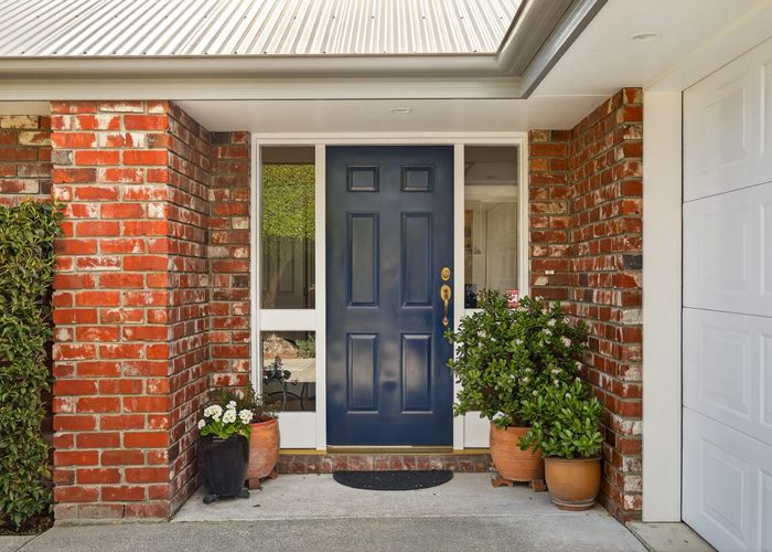  at 8 Avon Gate, Russley, Christchurch