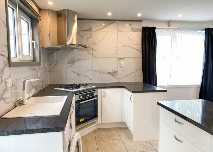  at 8/21 Olliviers Road, Phillipstown, Christchurch