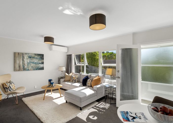  at 6A Tallington Crescent, Torbay, Auckland