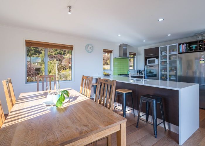 at 6 Springlea Heights, Atawhai, Nelson