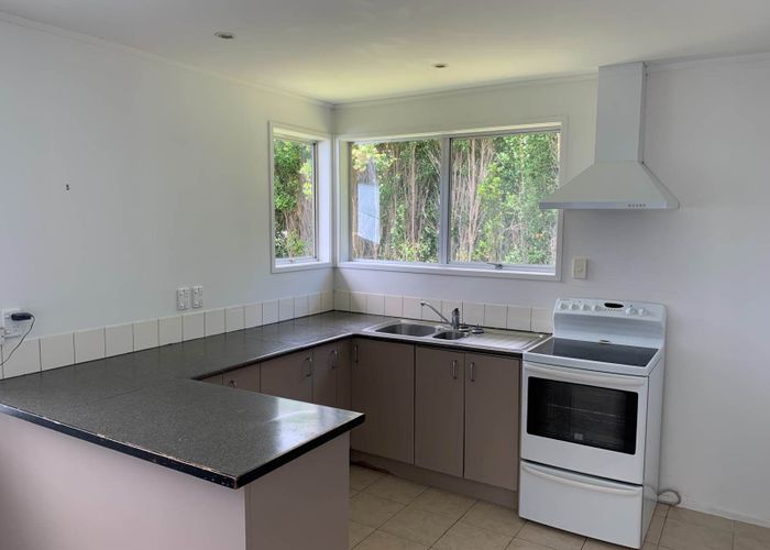  at 9 Julia Place, Totara Vale, North Shore City, Auckland