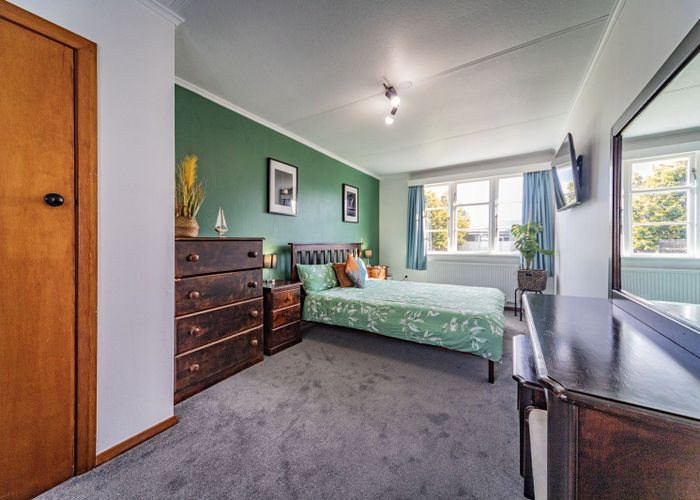  at 16 Leicester Street, Terrace End, Palmerston North, Manawatu / Whanganui