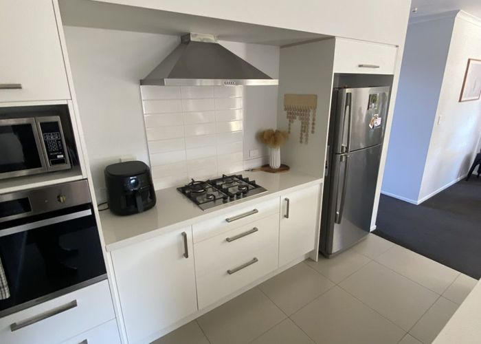  at 132 Te Manatu Drive, Huntington, Hamilton, Waikato