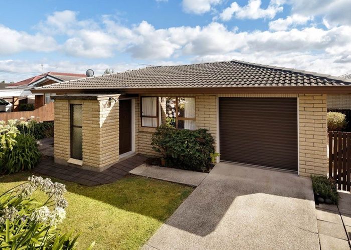  at 16A Scott Road, Papatoetoe, Auckland