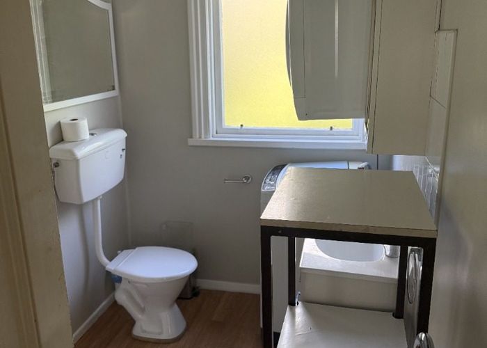  at 4A Rixon Grove, Mount Victoria, Wellington, Wellington