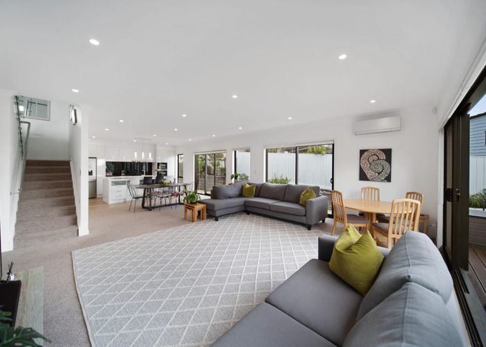  at 8 Awakirihi Close, Somerville, Manukau City, Auckland