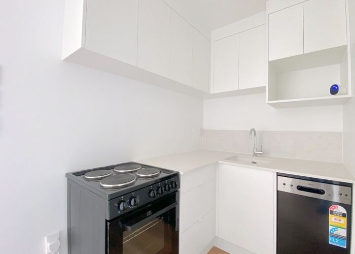  at 4/277 Mount Eden Road, Mount Eden, Auckland