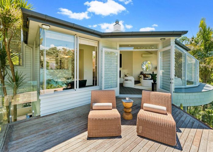 at 1/8 Maunganui Road, Birkenhead, North Shore City, Auckland