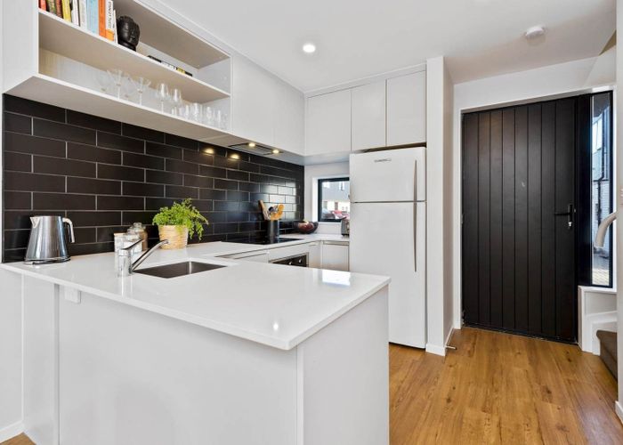  at 37 Ivy Nola Way, Henderson, Waitakere City, Auckland