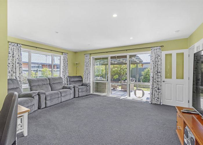  at 10 Highwood Lane, Burnside, Christchurch