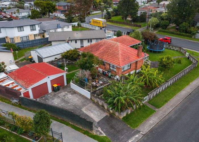  at 64 Wedgwood Avenue, Mangere East, Auckland