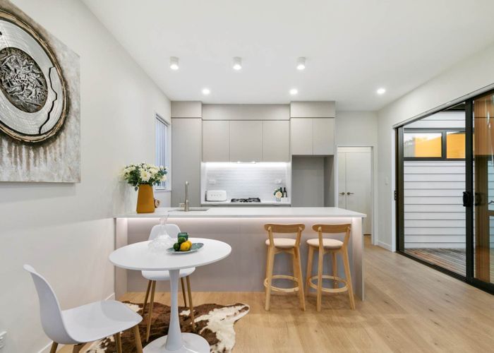  at 49B Clayburn Road, Glen Eden, Waitakere City, Auckland