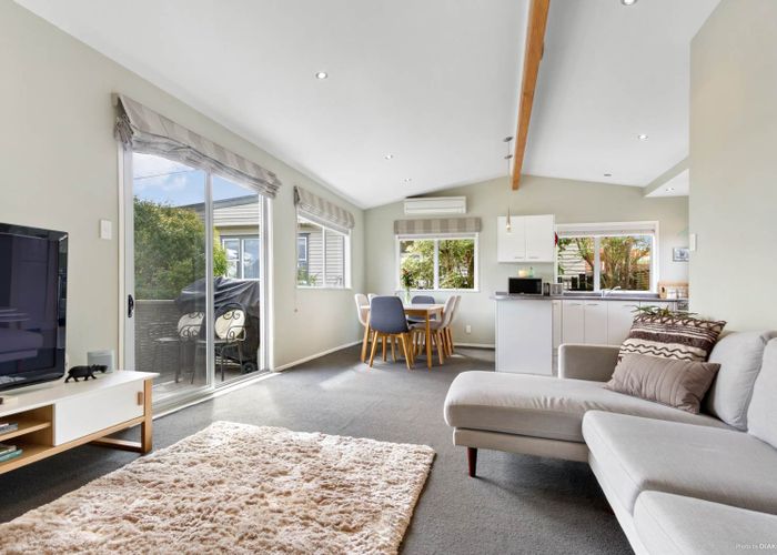  at 42 Northfield Road, Waitakere, Auckland