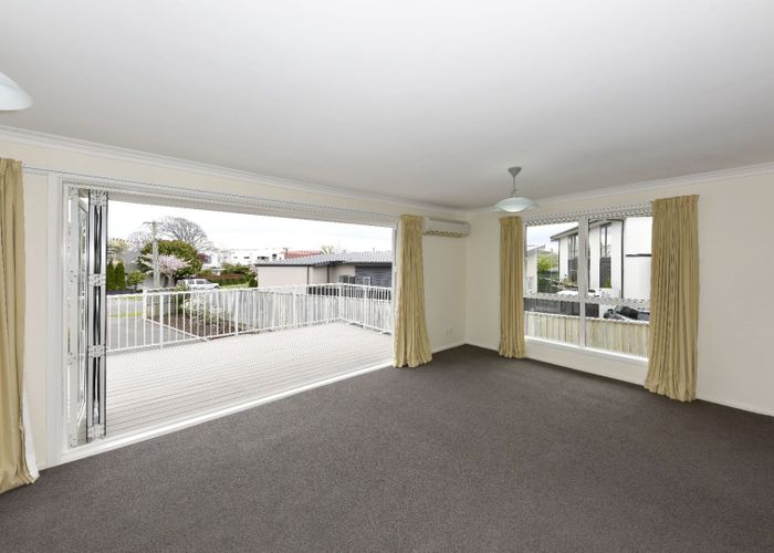 For rent 1/14A Garreg Road, Fendalton, Christchurch City, Canterbury