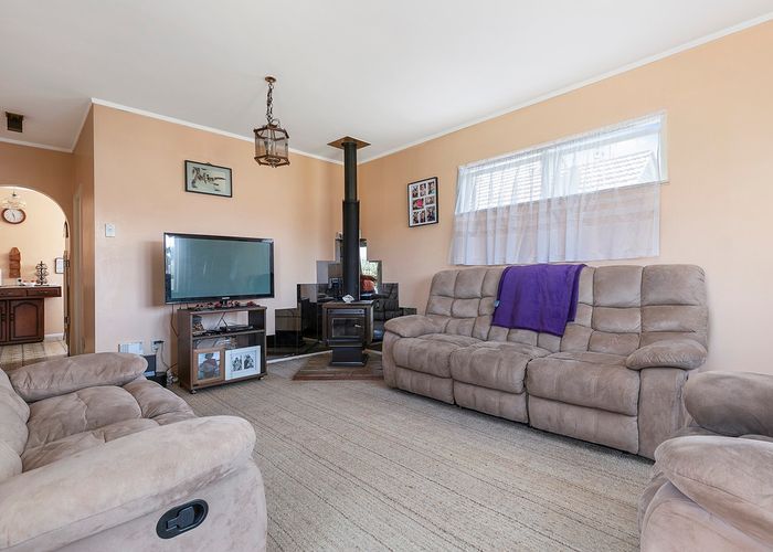  at 12 Jellicoe Street, Otahuhu, Auckland