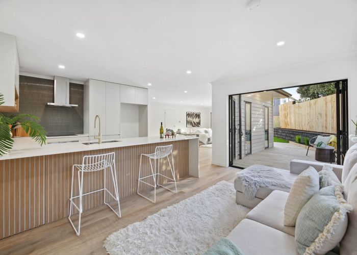  at Lot 4-6/12 Kurnell Drive, Botany Downs, Manukau City, Auckland